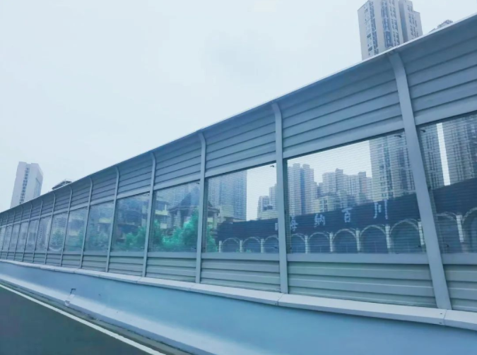 新濤參建武漢二七大橋快速連接線聲屏障